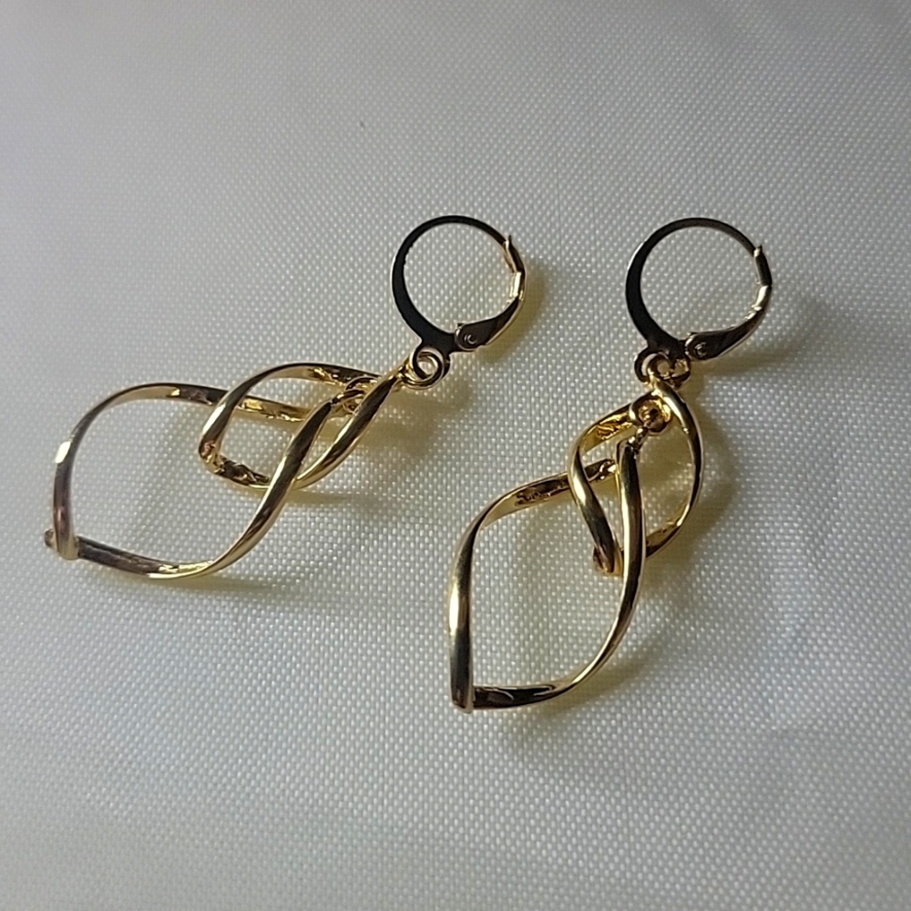 Dangling  Earrings